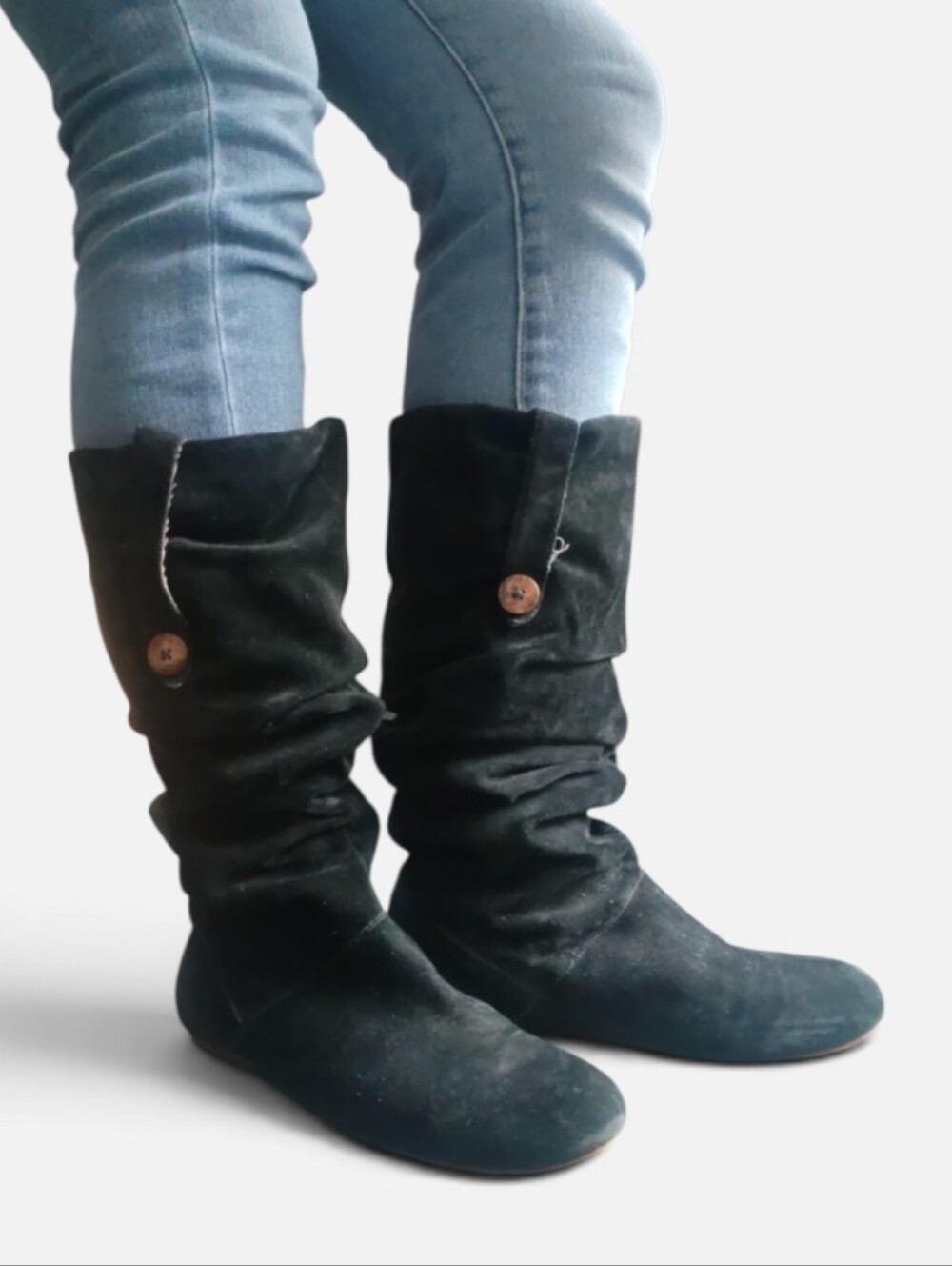 UGG Women Suede Slouchy Boots Black Size 9.5 Button Accent Boho Cozy